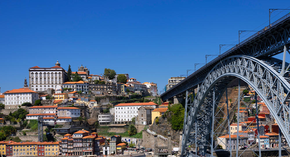 Réveillon em Porto e Braga 2025 com Alcance Viagens
