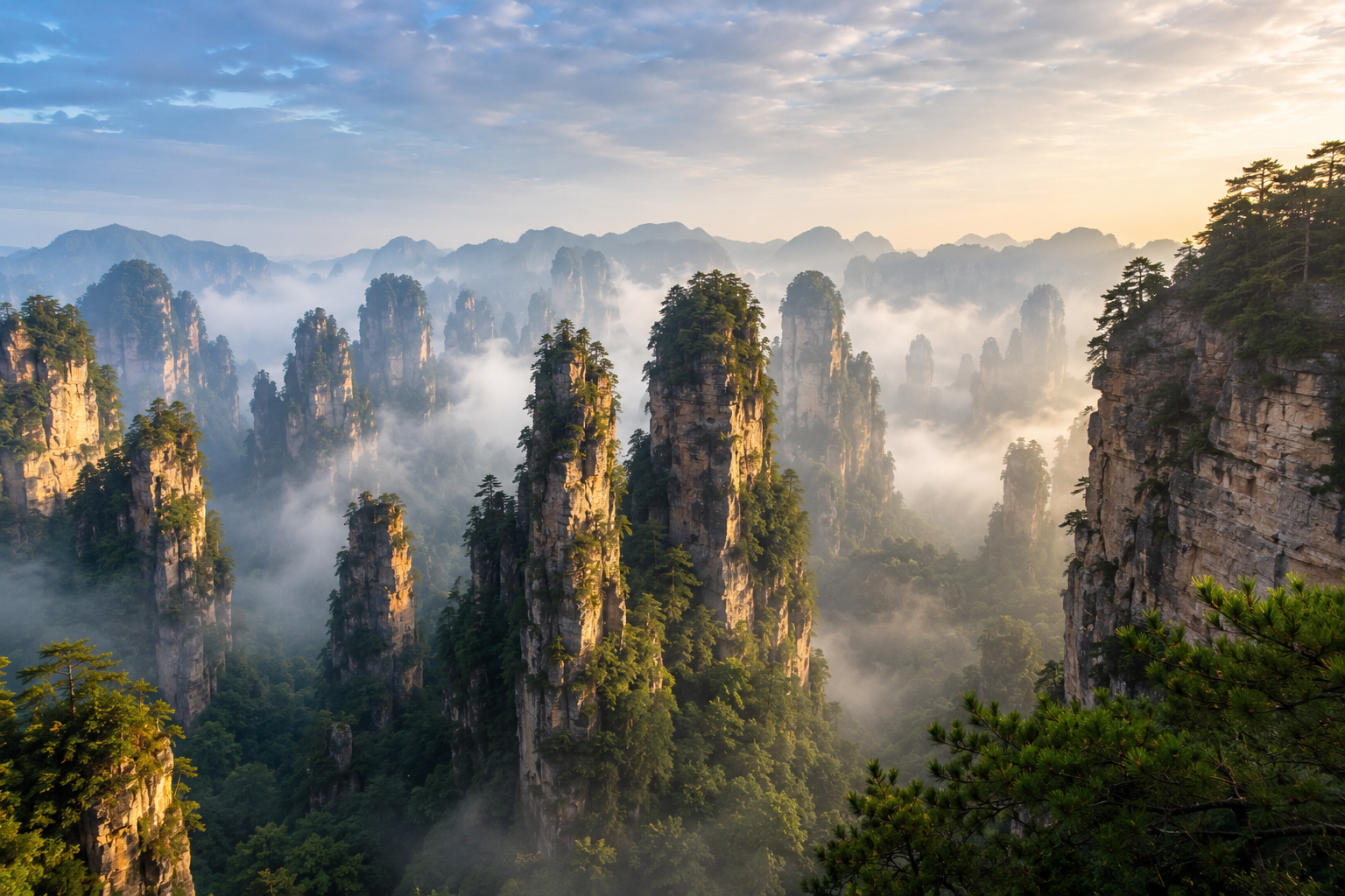 Montanhas de Zhangjiajie no roteiro Grande Tour da China 2027